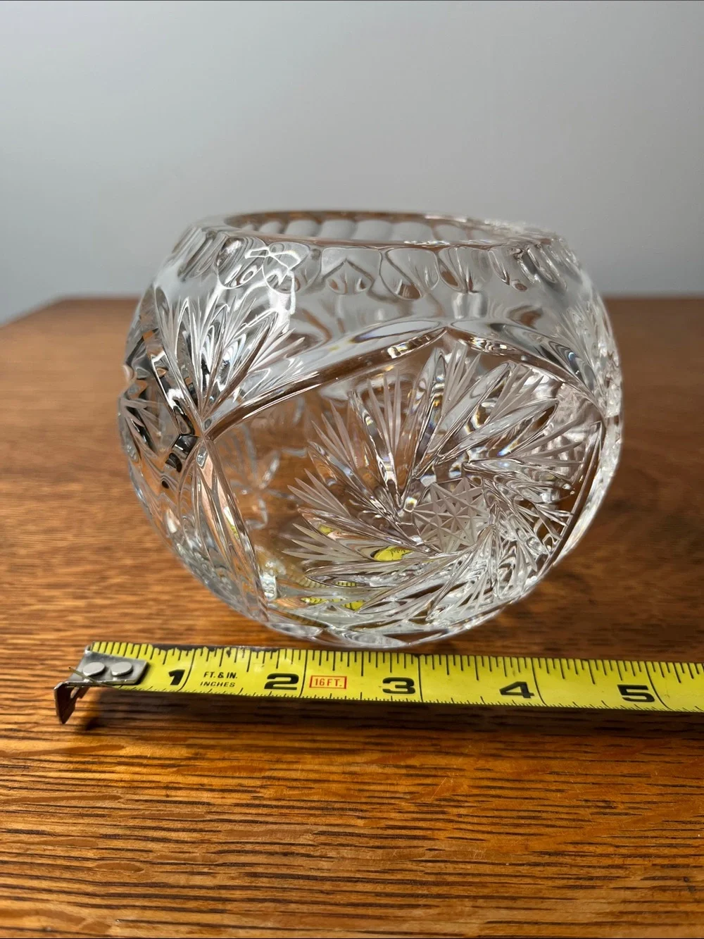 Vintage Cut Crystal Bowl Floral Fan Starburst Pattern Scalloped Rims